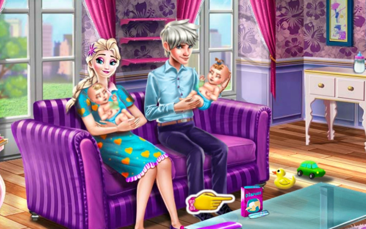 Ice Queen Twins Family Day